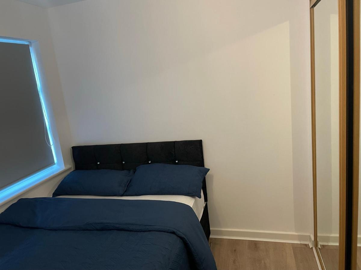 King Dems Home Dagenham Eksteriør bilde