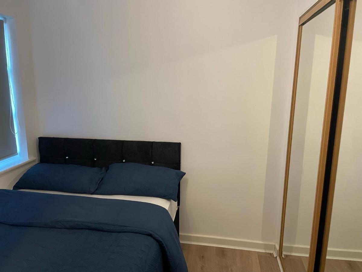 King Dems Home Dagenham Eksteriør bilde