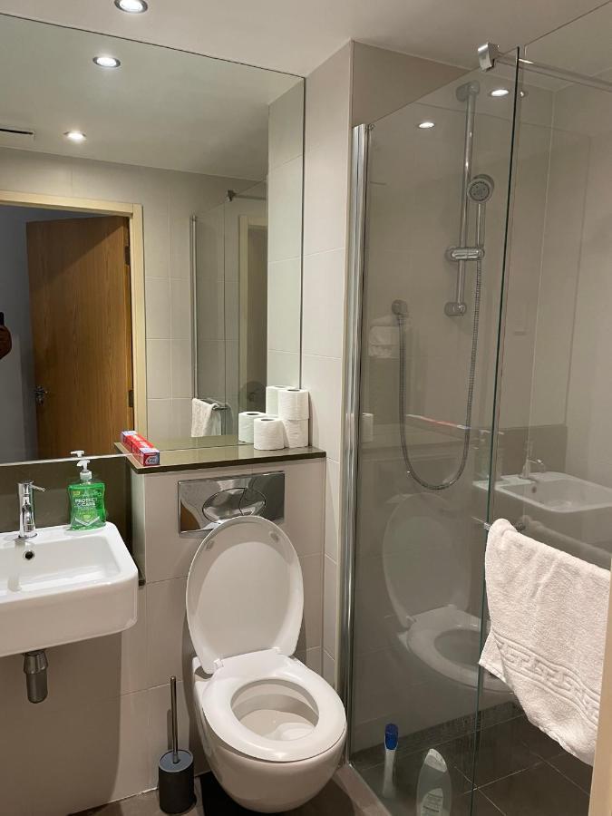 King Dems Home Dagenham Eksteriør bilde