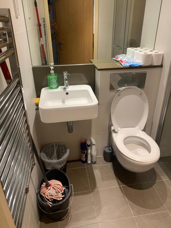 King Dems Home Dagenham Eksteriør bilde