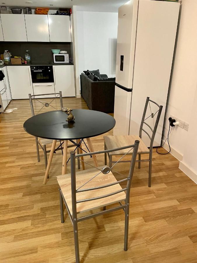 King Dems Home Dagenham Eksteriør bilde